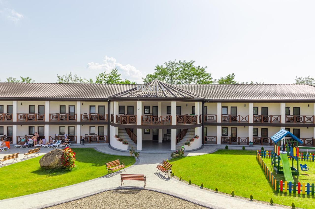 Hotel Praha Solotvyno Exterior foto